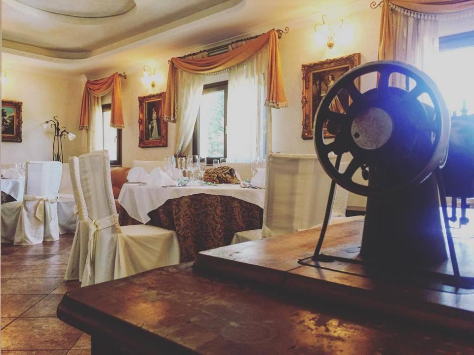 Hotel La Fontanella Serra San Bruno Exteriör bild